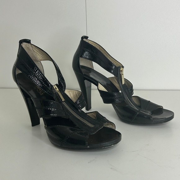 Michael Kors Black Patent Leather Peep Toe Zip Front High Heel Sandals 8.5M - Picture 1 of 9